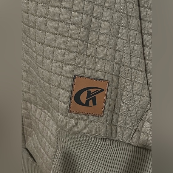 Men’s Pullover Hoodie - Size M - Picture 4 of 6